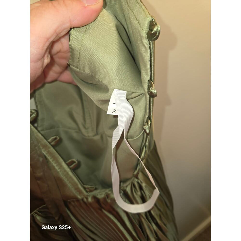 Sage Green Prom Bridesmaid Dress - Size 8 NWT - Picture 4 of 4